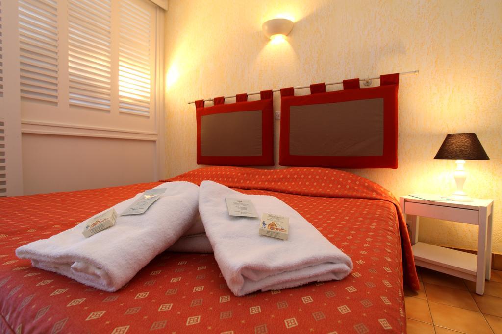 Inter-hotel Les Agapanthes De L'esterel Appart hôtel 3*